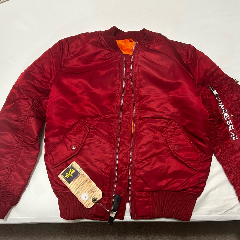 Alpha industry NWT size small women red bomber jacket